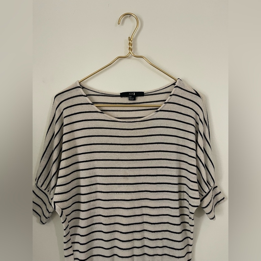 FOREVER21/ knit quarter-length striped tee - Picture 5 of 9